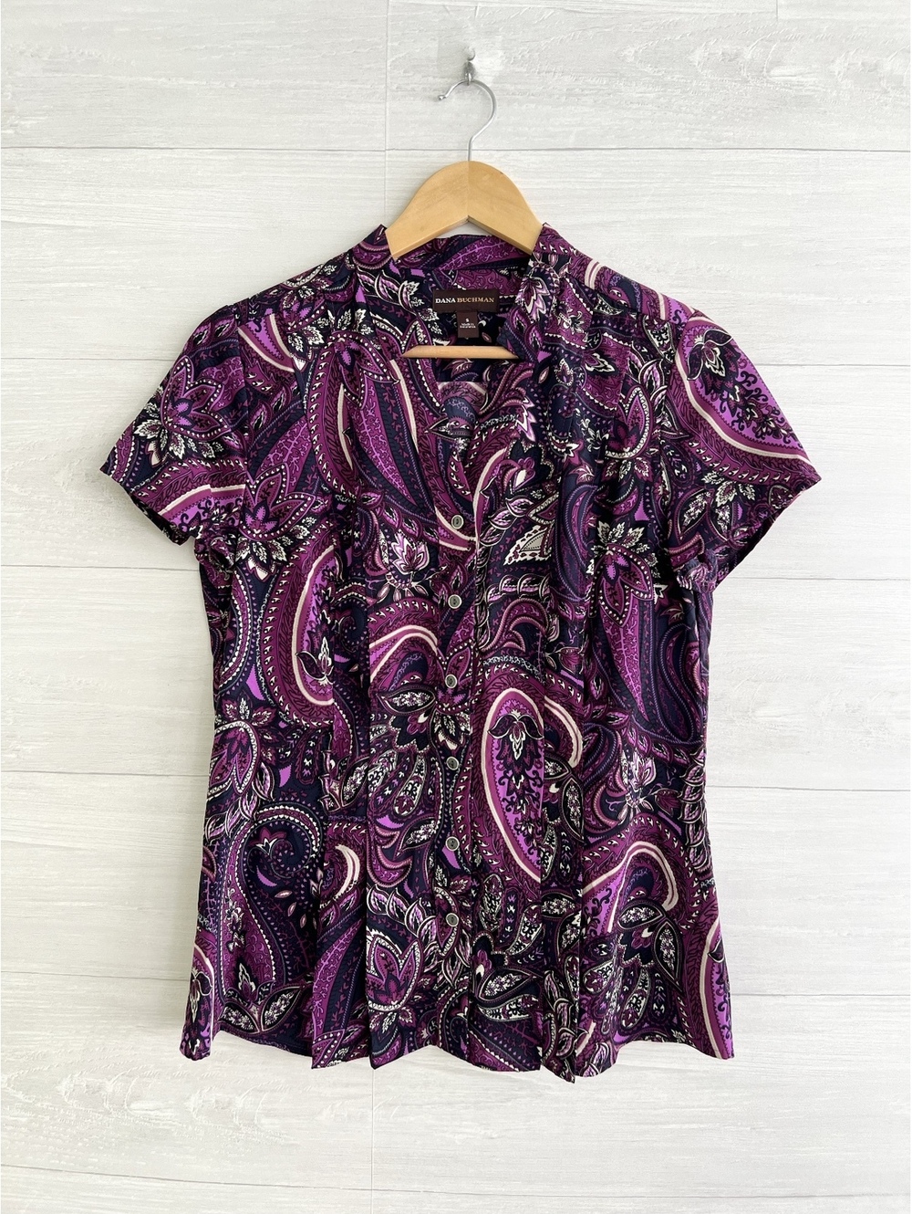 Dana Buchman Purple Paisley Button Up Blouse S Short Sleeve Boho Career Top